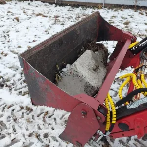 4-in-1 Jaw Bucket for Mini Tractor